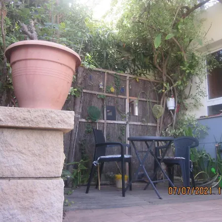 Alloggio in famiglia Terraced House Loft Bed With Infrared Sauna Cabin Or Sea View Dbl In Puerto De La Cruz